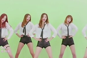 Nice bevy of mind-blowing Asian femmes (music)